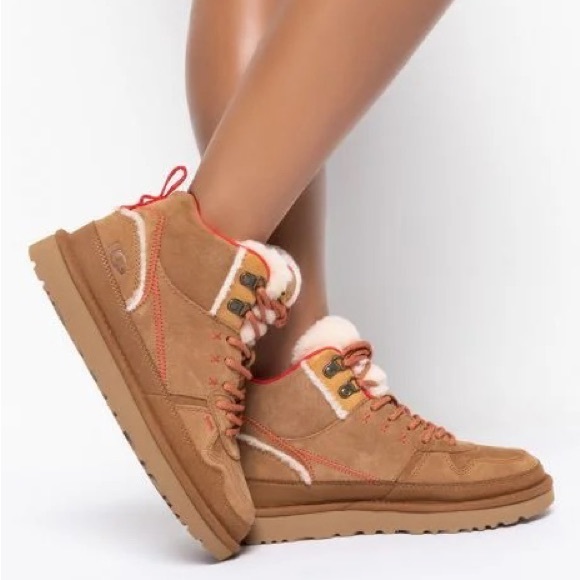 UGG Highland Heritage High
Women's - Picture 2 of 7